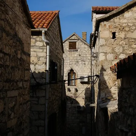 Hvar Old Dalmatian House Junior - Deck 1 * Хвар